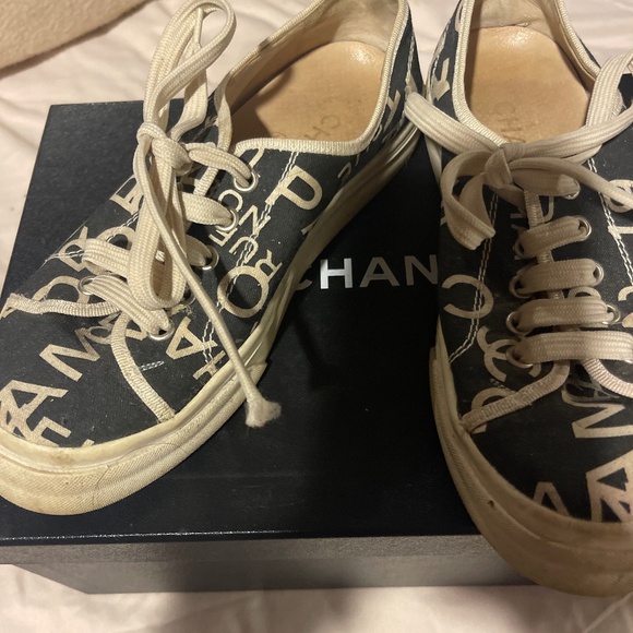 Chanel sneakers - Picture 1 of 3